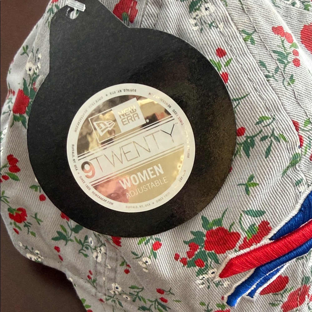 NWT Buffalo Bills Floral Baseball Cap - Picture 2 of 6